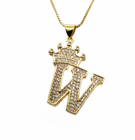 👑 26 English Letter Pendants Women’s Necklace – Crown Initial Pendant with Gift Box