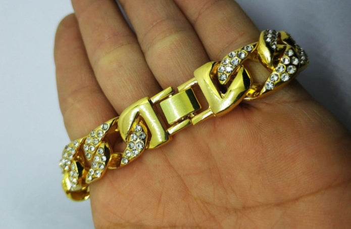 💎 Full Diamond Cuban Chain Men’s Bracelet – Bold, Trendy & Luxury Style