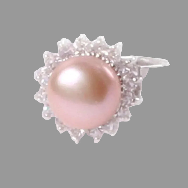 Anillo de perla natural de agua dulce de 9-10 mm con baño de plata y diamantes de imitación. Un elegante regalo para mujer. 