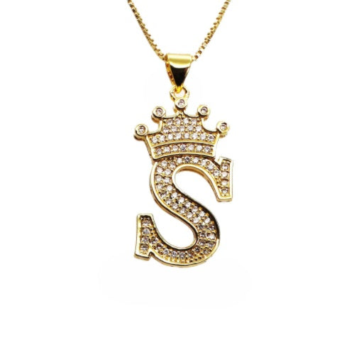 👑 26 English Letter Pendants Women’s Necklace – Crown Initial Pendant with Gift Box